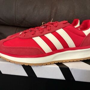 Adidas run 70’s 2.0 Red and White Sneakers brand new in box women’s 6.5